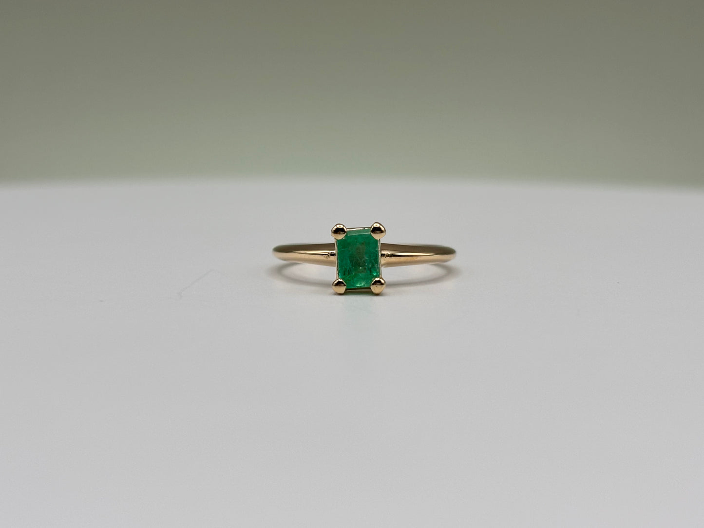 14k Yellow Gold Natural Emerald Solitaire Ring - 0.51 cttw