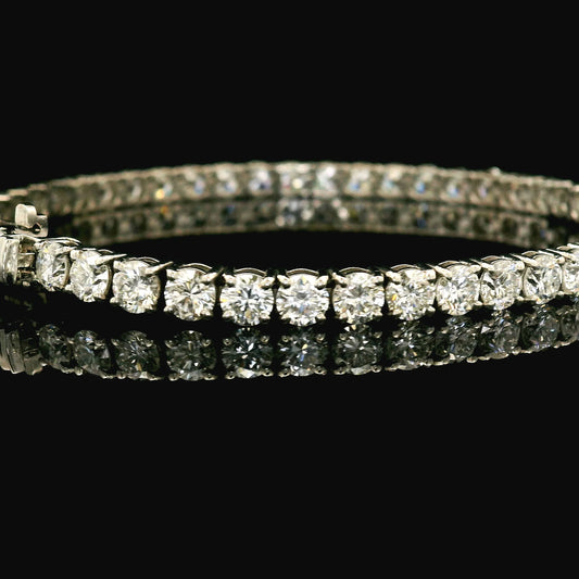 14k Diamond Tennis Bracelet - 8 cttw