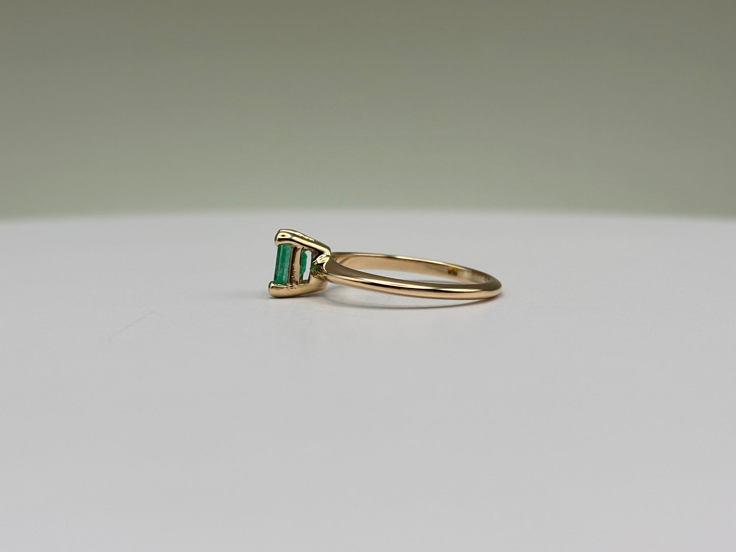 14k Yellow Gold Natural Emerald Solitaire Ring - 0.51 cttw