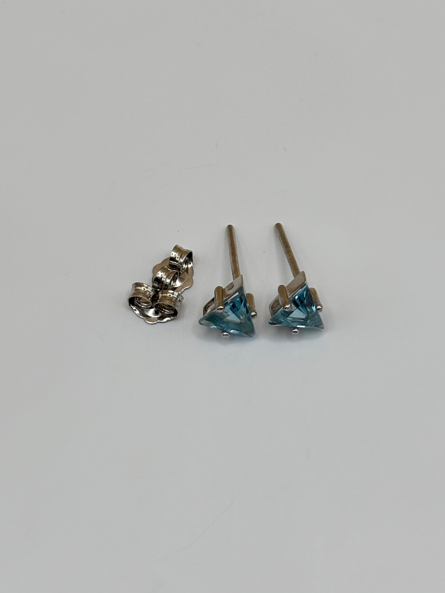 14k White Gold Natural Swiss Blue Topaz Studs - 1.05 cttw