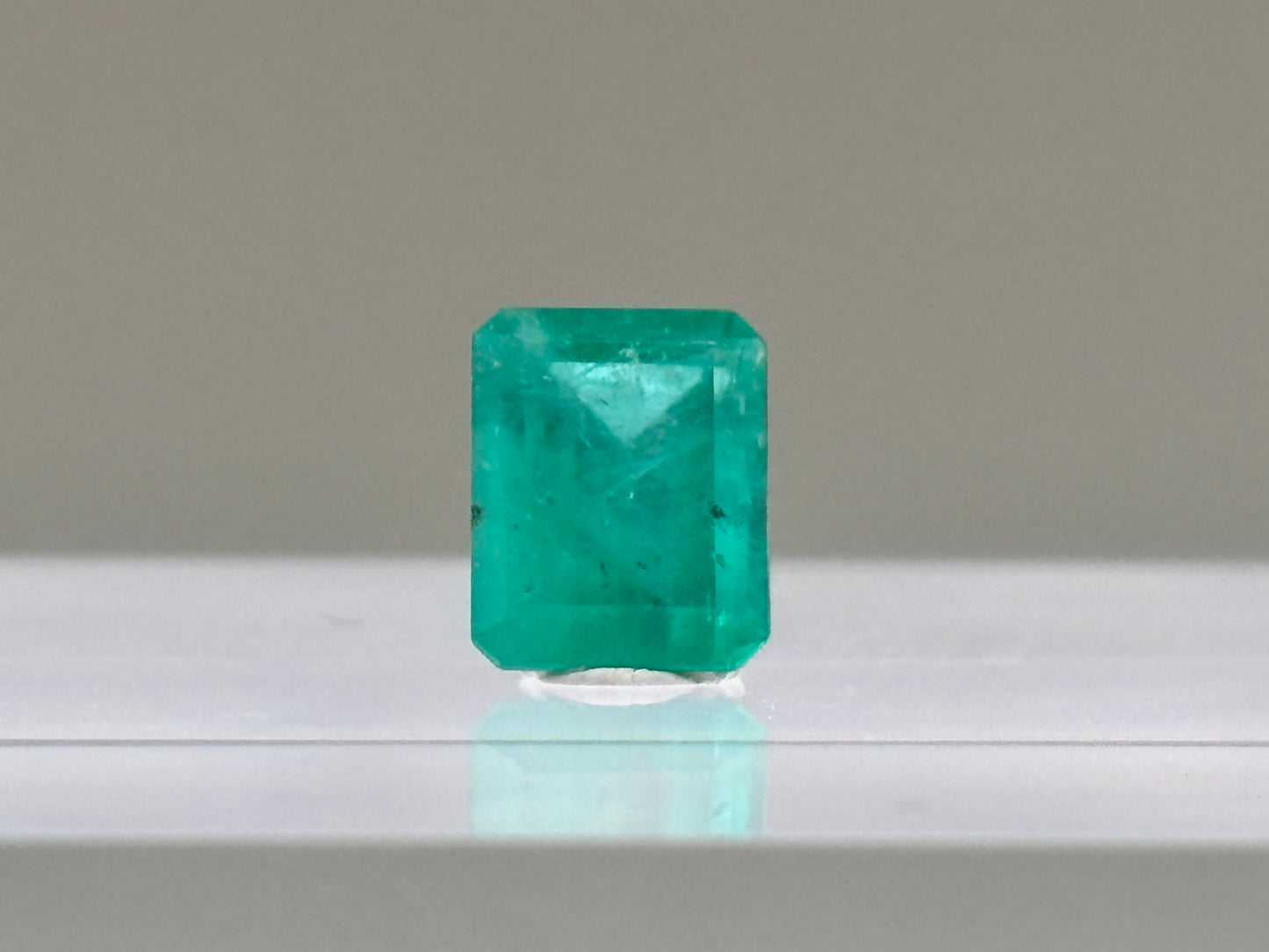 1.89 Carat Natural Vivid Green Loose Colombian Emerald - Emerald Cut