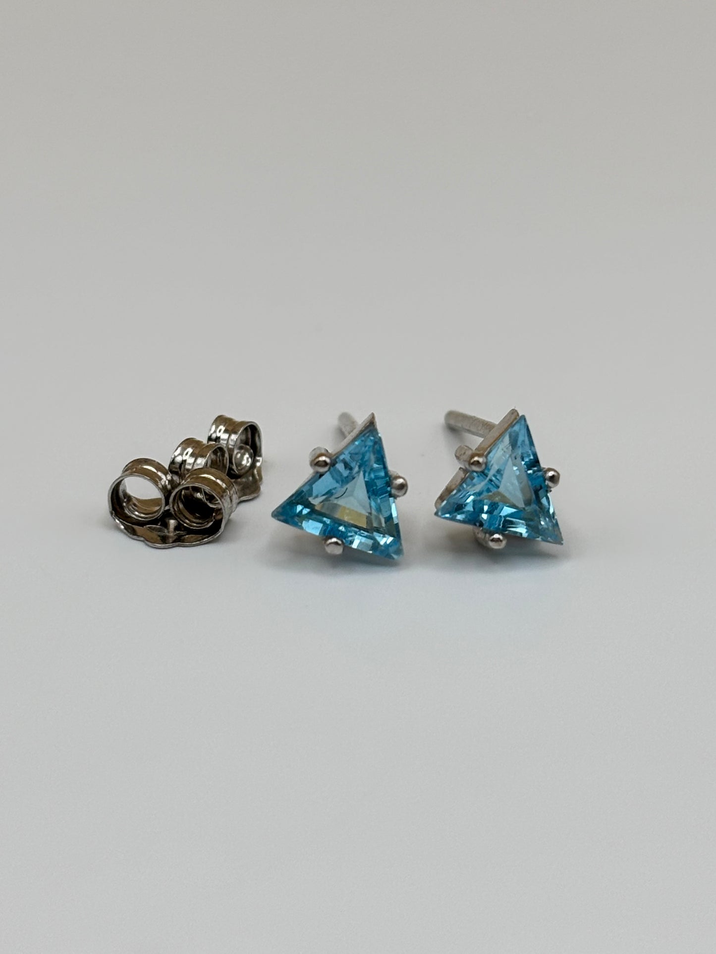 14k White Gold Natural Swiss Blue Topaz Studs - 1.05 cttw