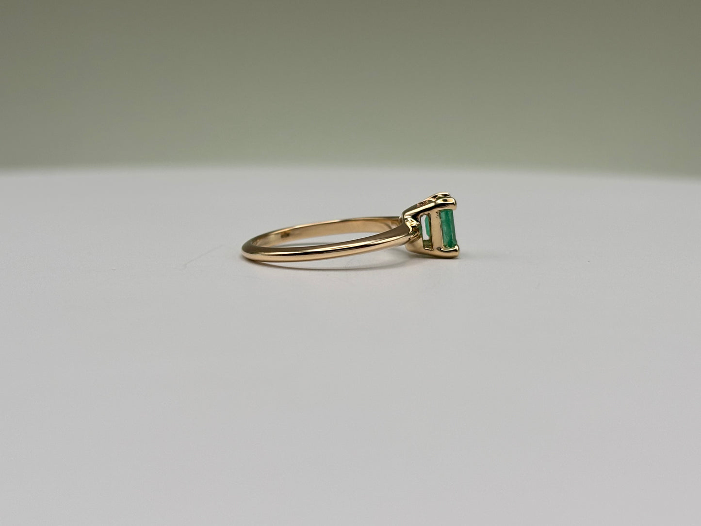 14k Yellow Gold Natural Emerald Solitaire Ring - 0.51 cttw