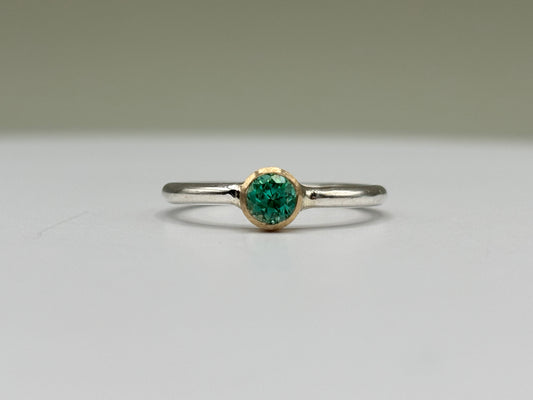 Dainty Two-Tone Ring with Natural Colombian Emerald - 0.39 ct | 14k Gold & Sterling Silver