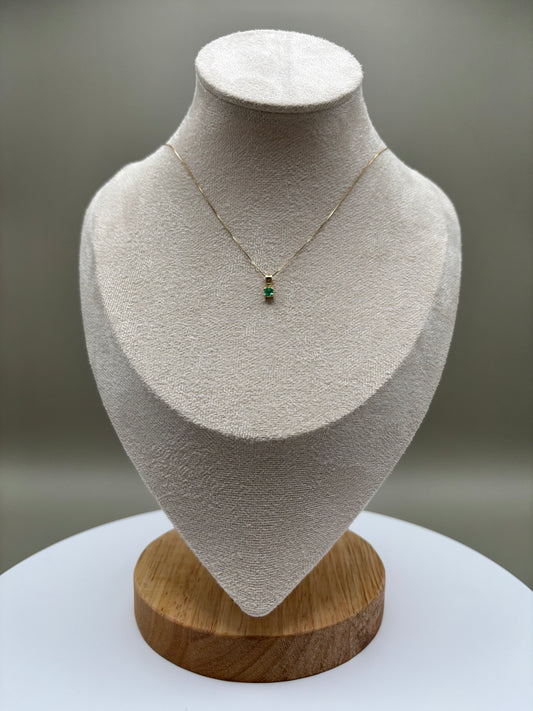 14k Yellow Gold Asscher-Cut Colombian Emerald Pendant with 18" Box Chain - 0.16 ct