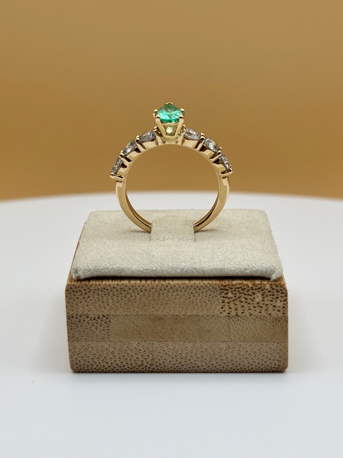 14k Yellow Gold Pear-Cut Colombian Emerald & Diamond Ring - 1.80 cttw
