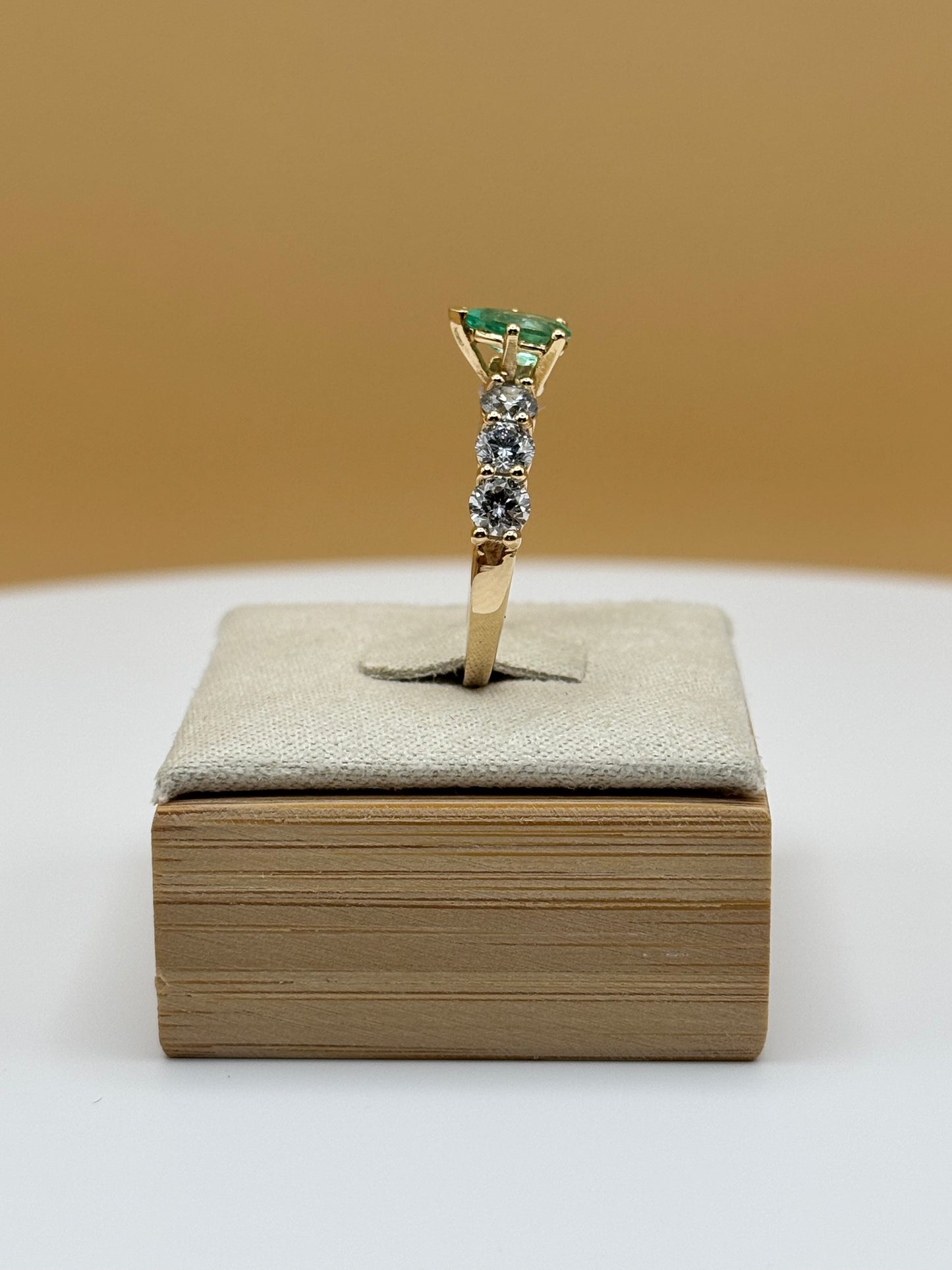 14k Yellow Gold Pear-Cut Colombian Emerald & Diamond Ring - 1.80 cttw
