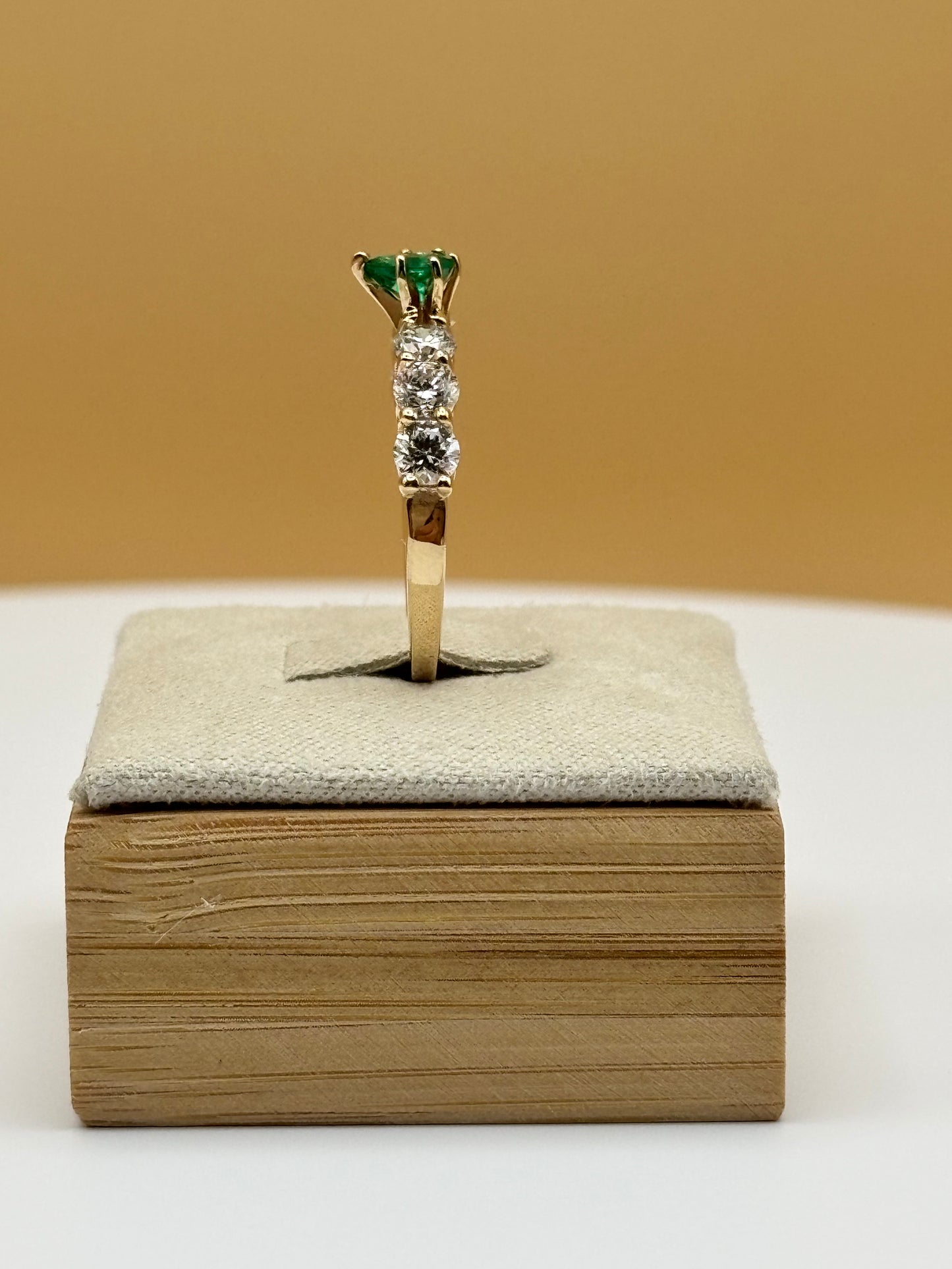 14k Yellow Gold Pear-Cut GIA Certified Colombian Emerald & Diamond Ring - 1.29 cttw