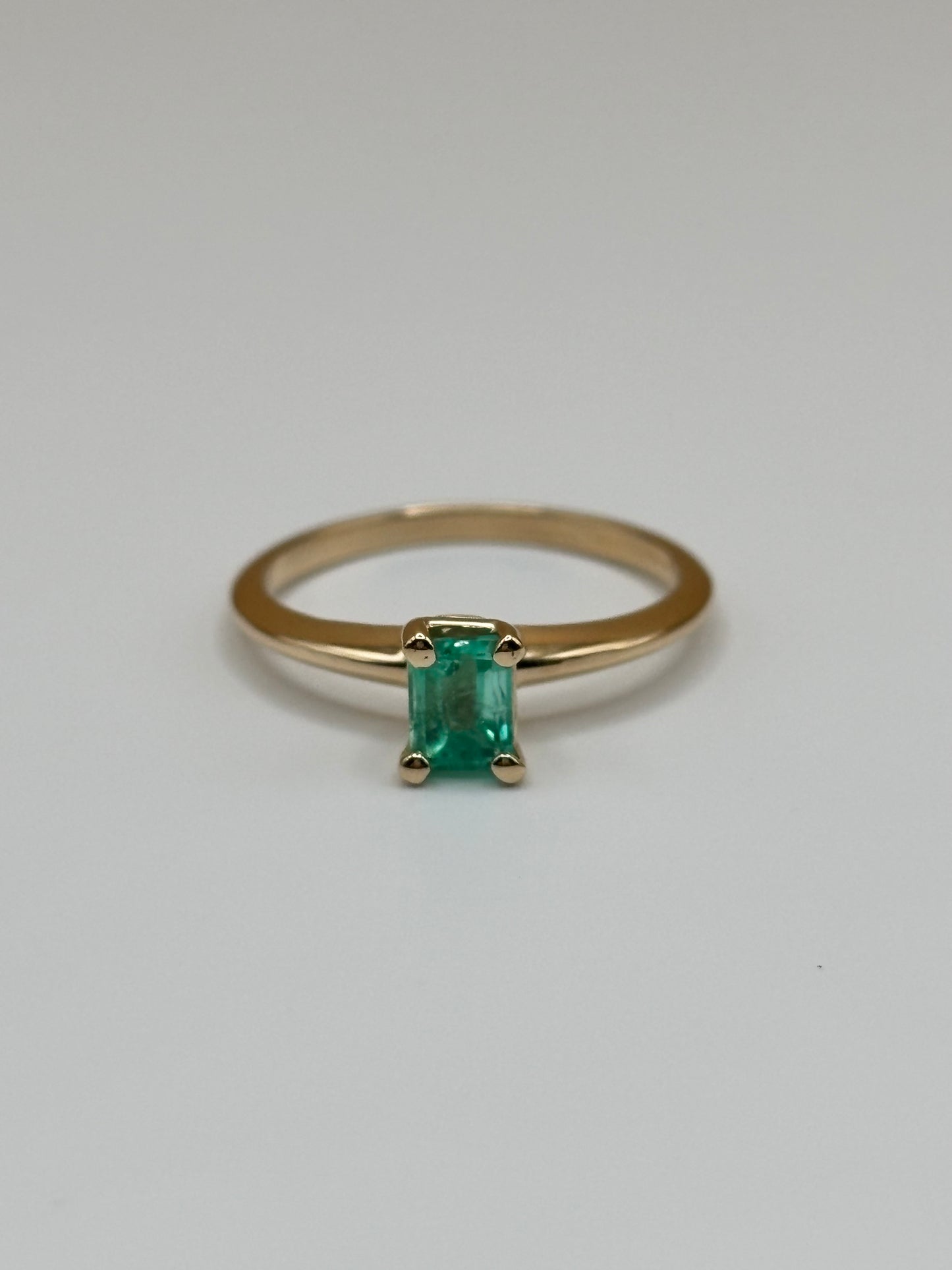 14k Yellow Gold Natural Emerald Solitaire Ring - 0.48 cttw