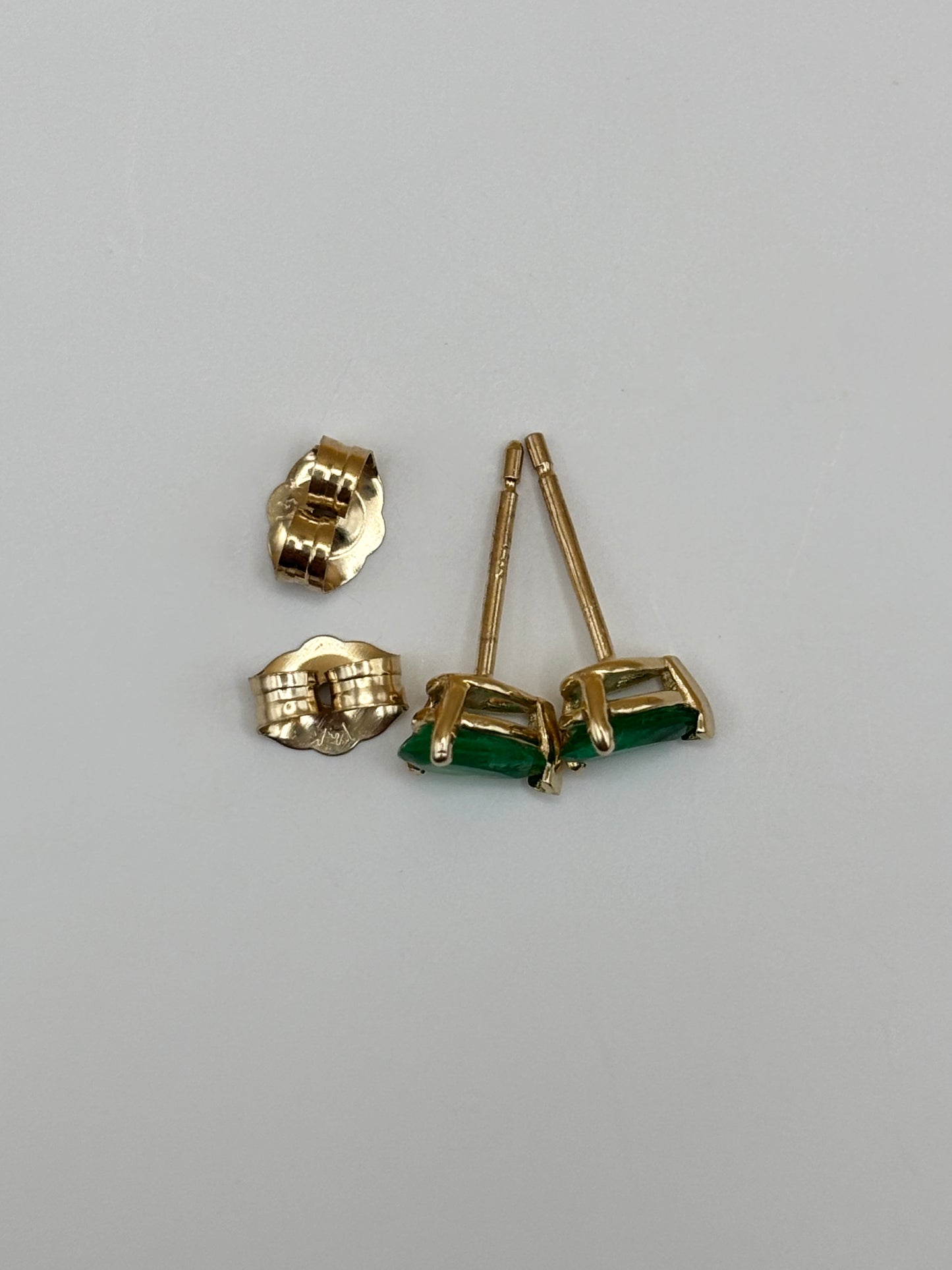 14k Yellow Gold Elongated Pear-Cut Colombian Emerald Stud Earrings - 0.36 cttw