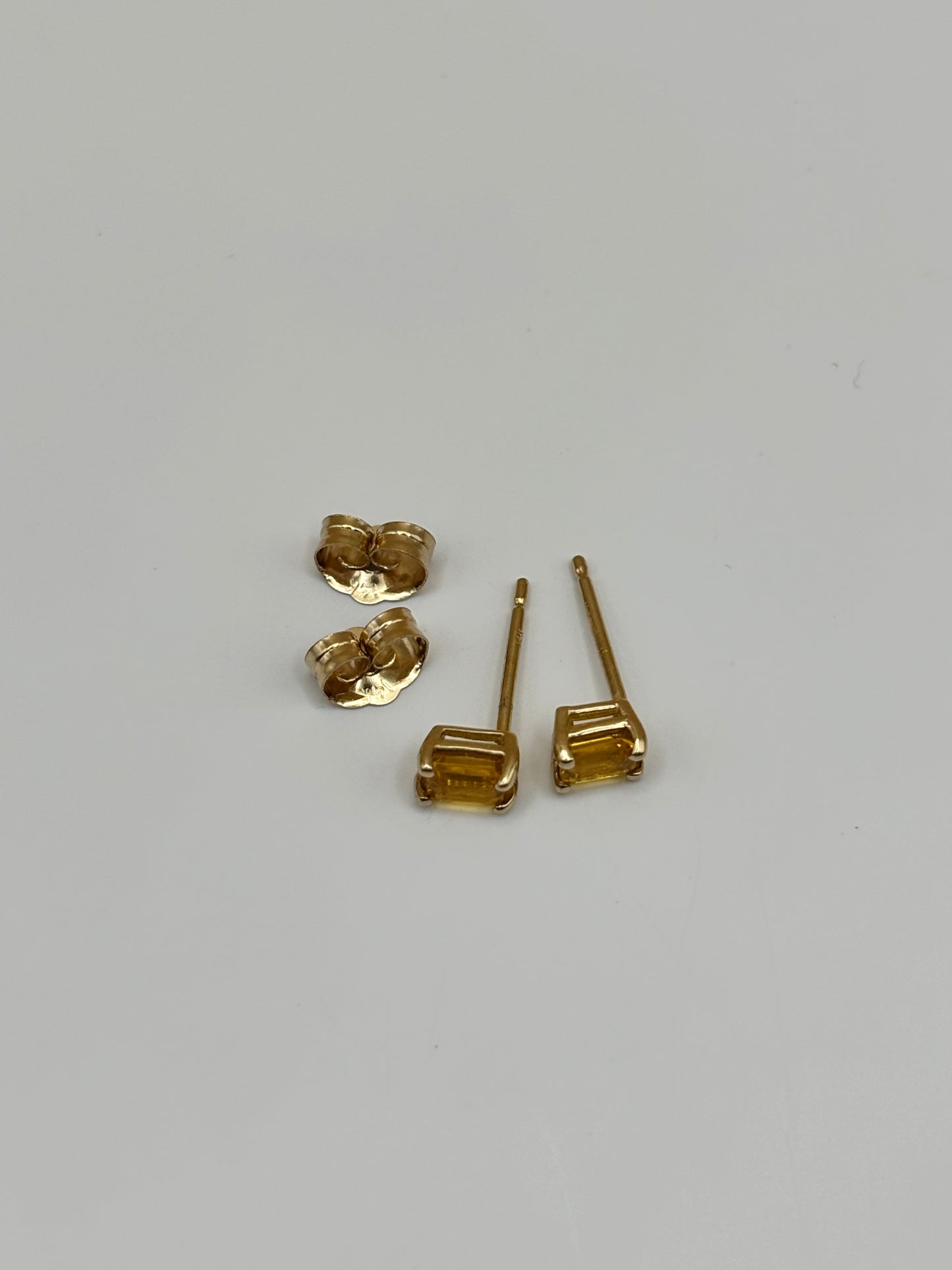 14k Yellow Gold Emerald-Cut Yellow Sapphire Stud Earrings - 0.26 cttw