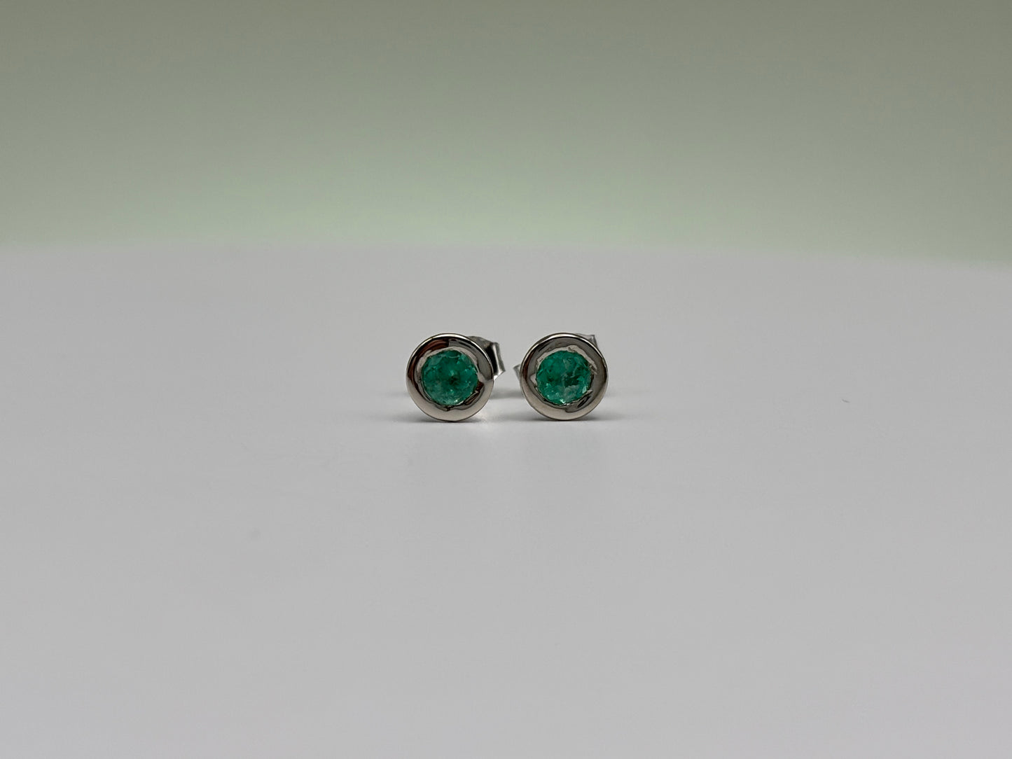 14k White Gold Bezel-Set Colombian Emerald Stud Earrings - 0.39 cttw