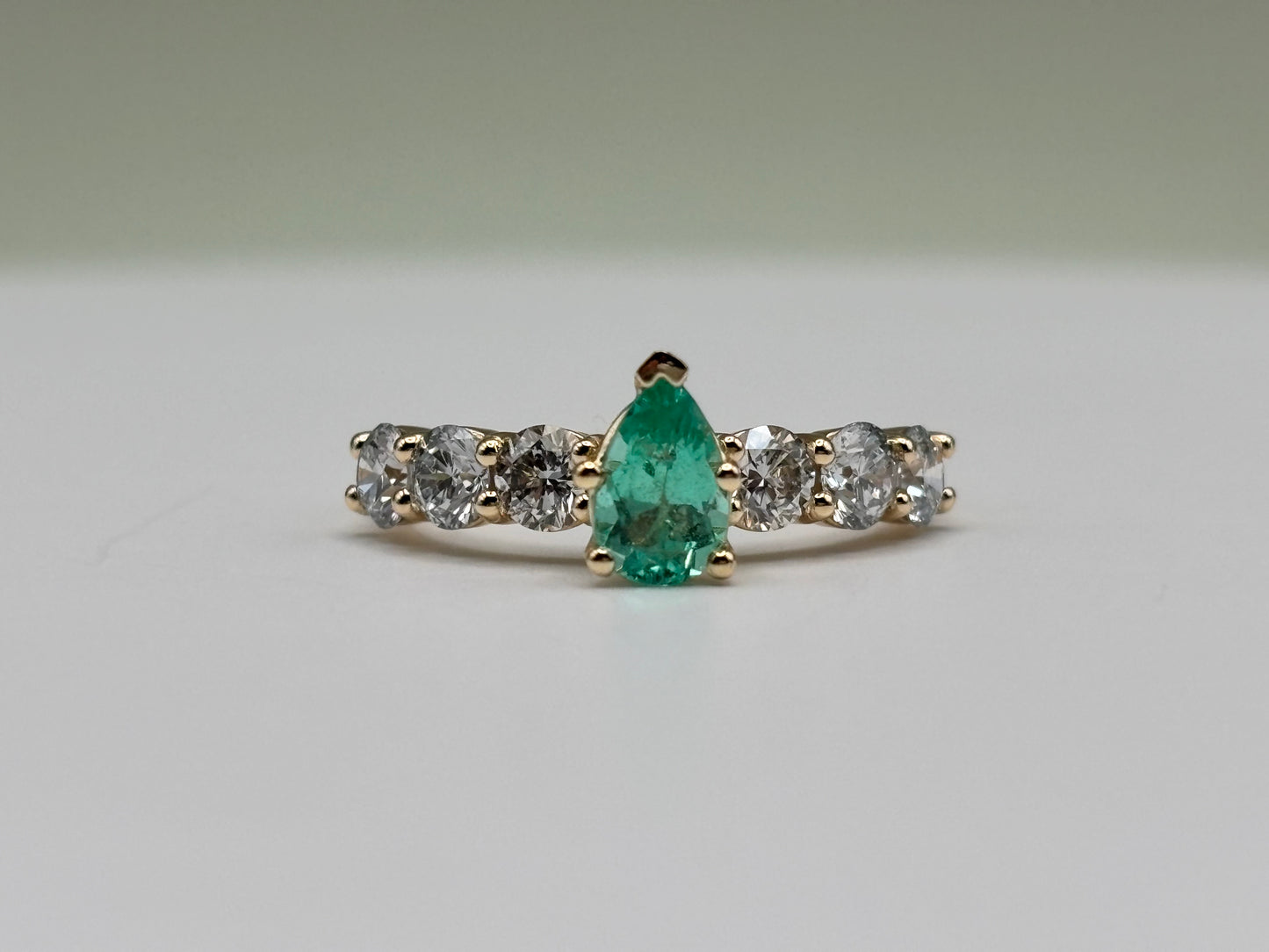 14k Yellow Gold Pear-Cut Colombian Emerald & Diamond Ring - 1.80 cttw