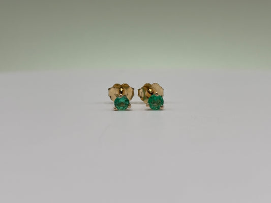 14k Yellow Gold Round Colombian Emerald Stud Earrings - 0.38 cttw