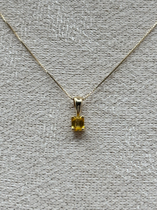 14k Yellow Gold Emerald-Cut Natural Yellow Ceylon Sapphire with 18" Box Chain - 0.16 ct