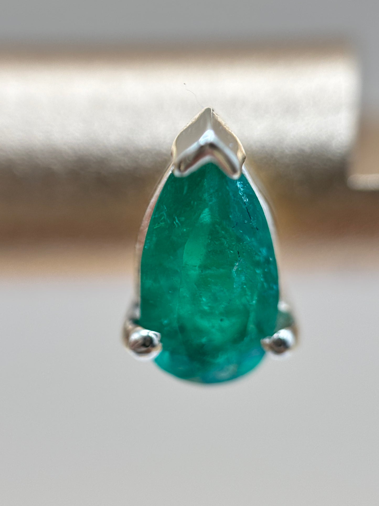 14k Yellow Gold Elongated Pear-Cut Colombian Emerald Stud Earrings - 0.36 cttw